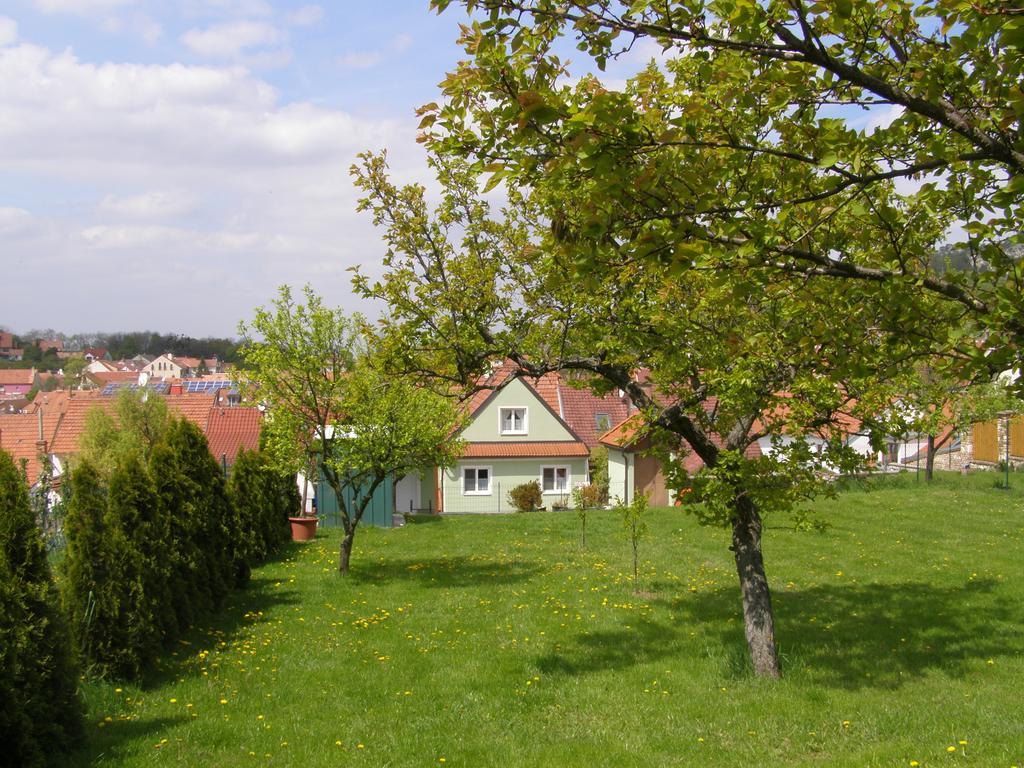Pod Vinici Hotel Mikulov Exterior foto